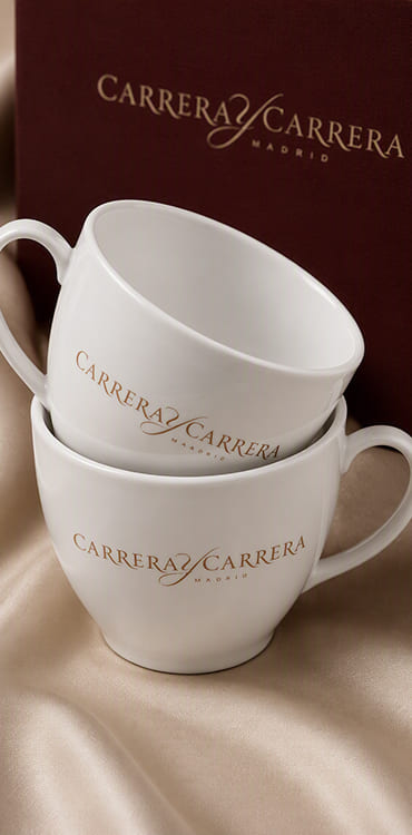 Carrera y Carrera brand identity, mobile gallery
